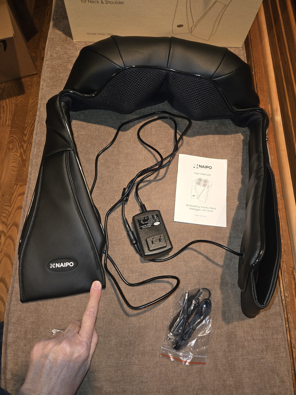 NAIPO Shiatsu Neck & Shoulder Massager